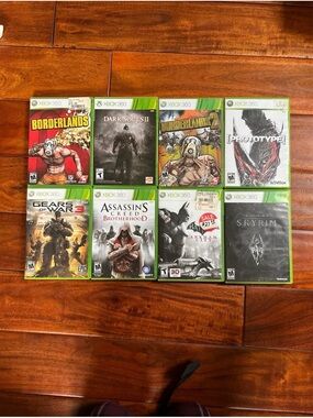Xbox 360 - 8 game bundle